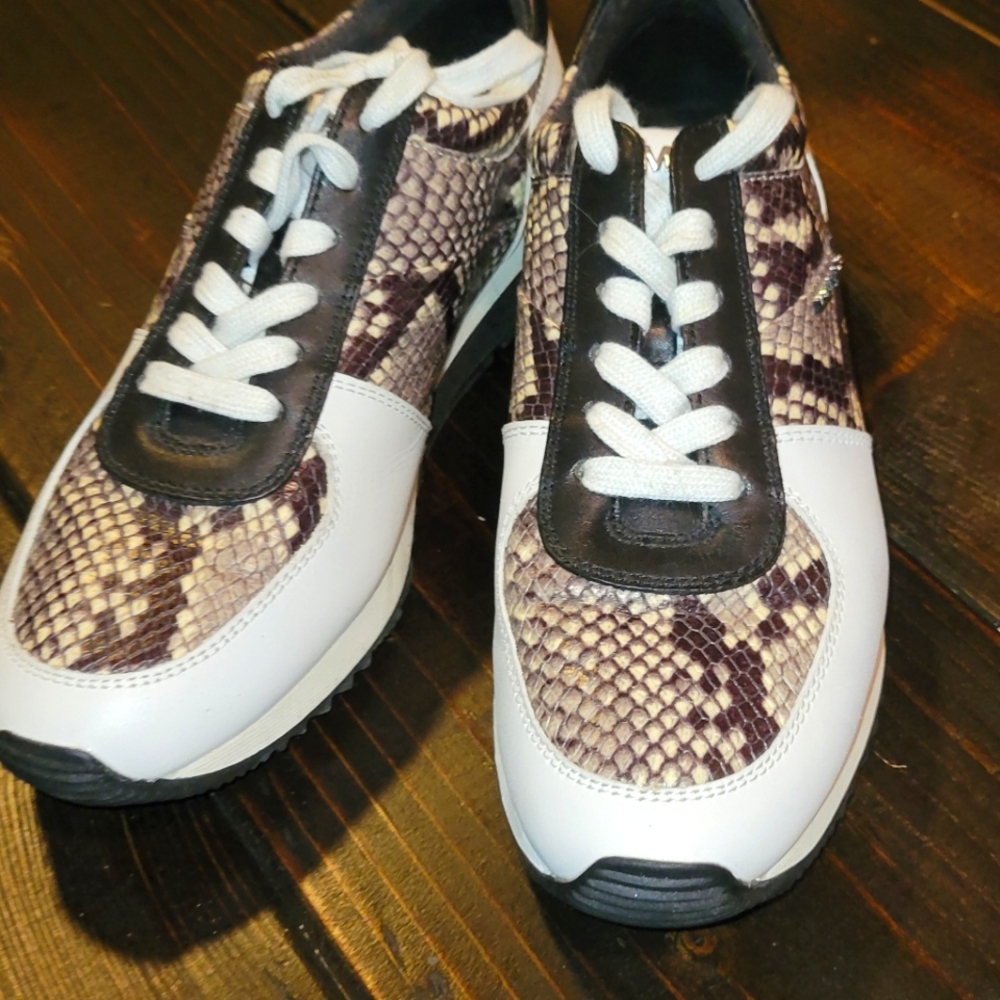 MICHAEL KORSE SNEAKERS